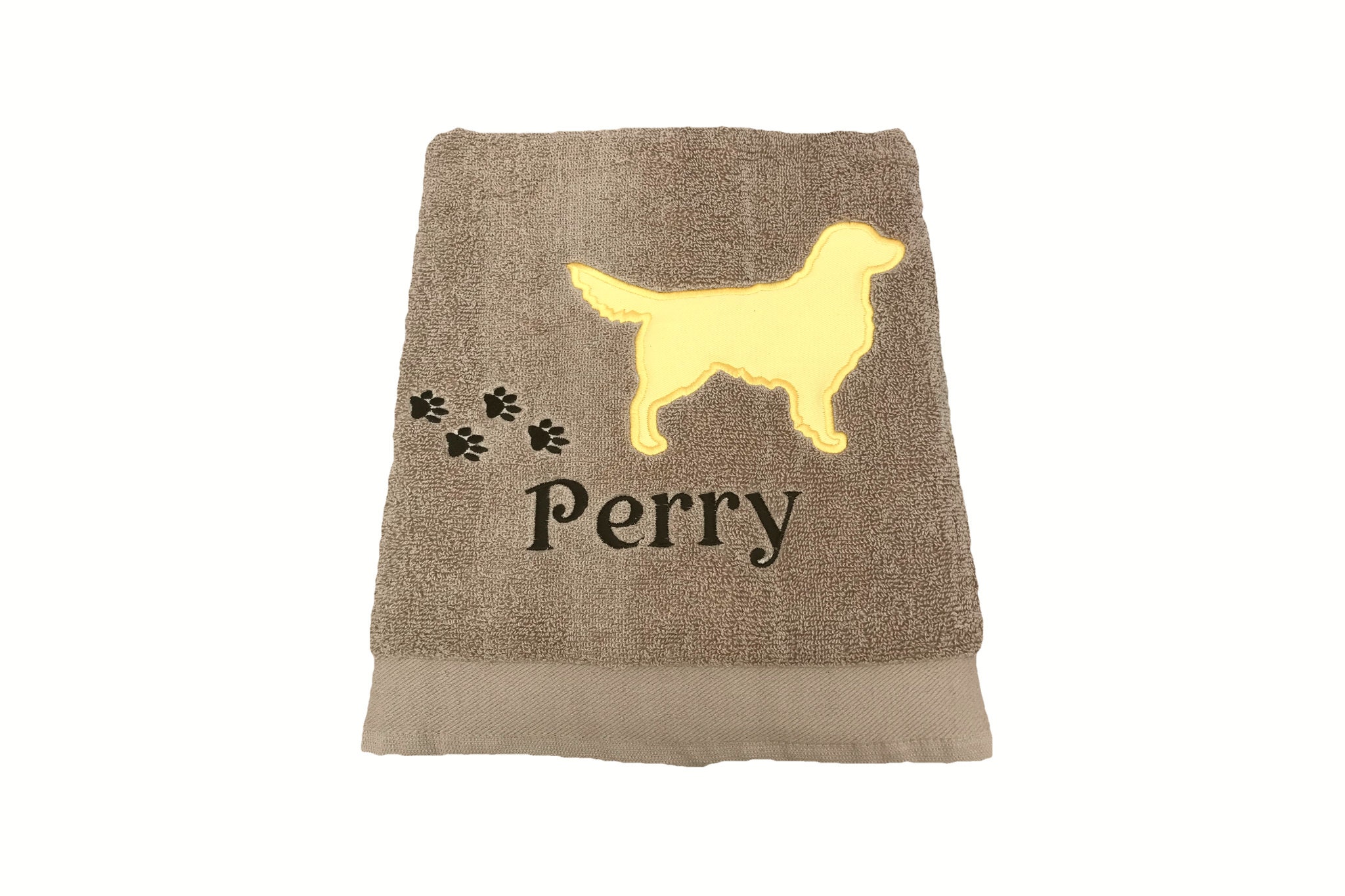Embroidered Golden Retriever Dog Bath Towel: Personalized Pet Gift — image 3